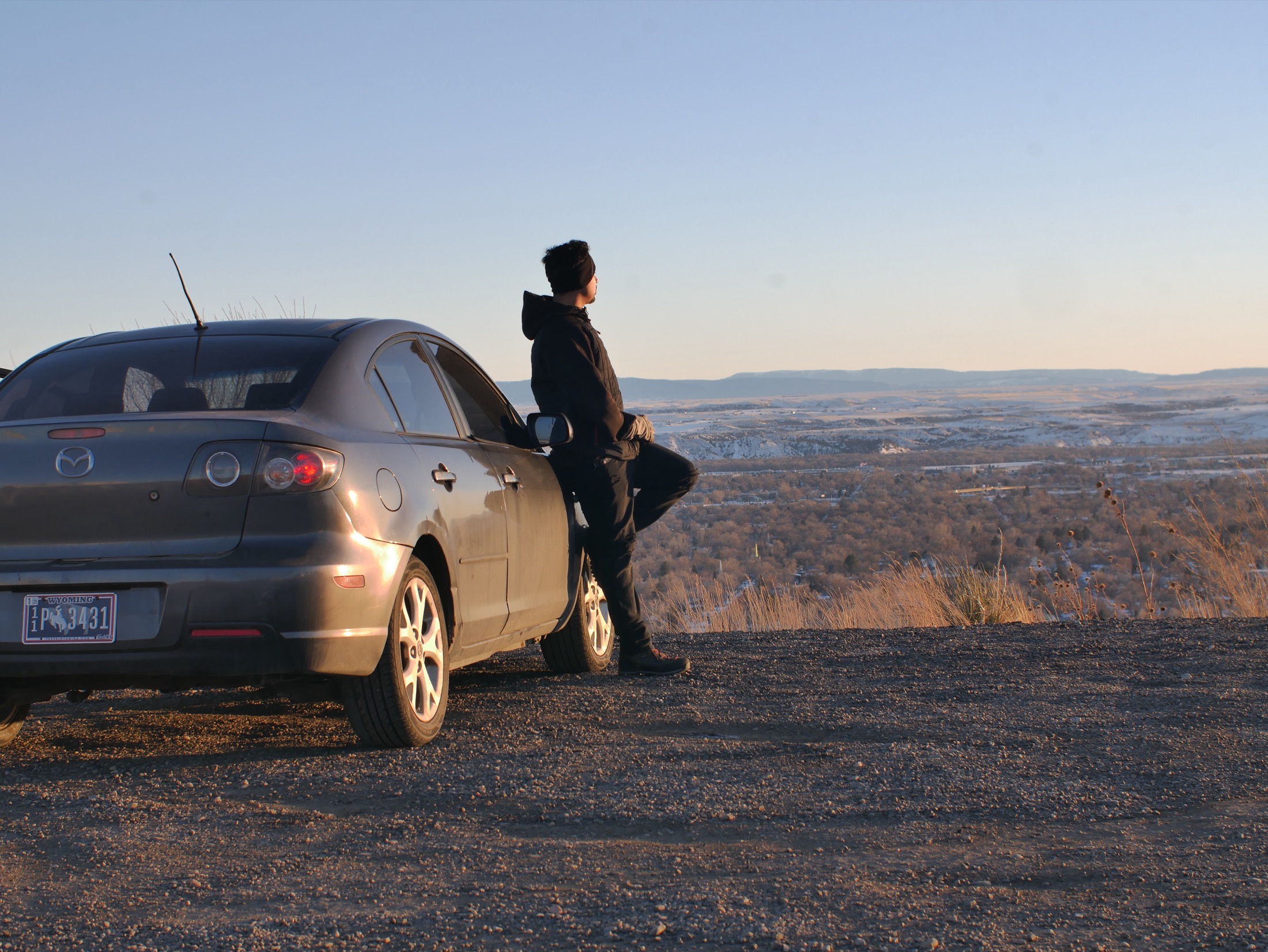 Thomas Flores en un mirador de Cody, Wyoming
